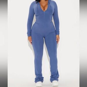 Fashion nova luna zip up blue jumpsuit size large